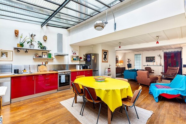 Private kitchen