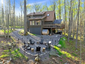 Side view of the chalet