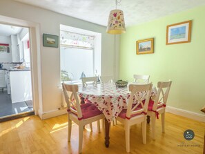 Nothe Parade Dining Area