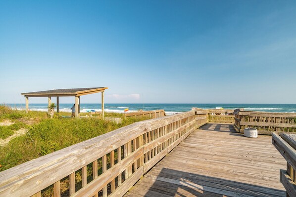 Strand