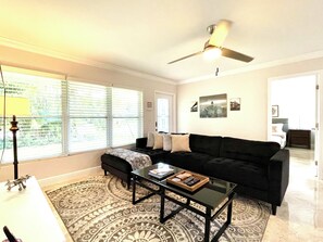 Living room, 55” Smart HDTV, Ceiling Fan