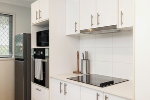 Private Kitchen (2)