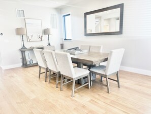 Dinning room - Main floor (2nd floor)- open concept layout view