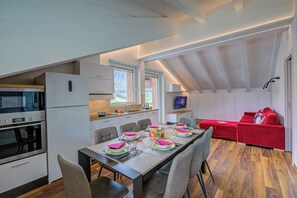 Cocina y comedor