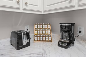 Coffee and spice bar 