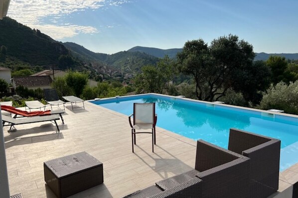 Holiday Home Swimming Pool