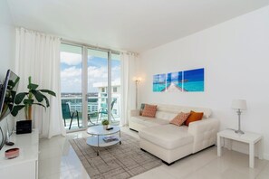 Living room (1)