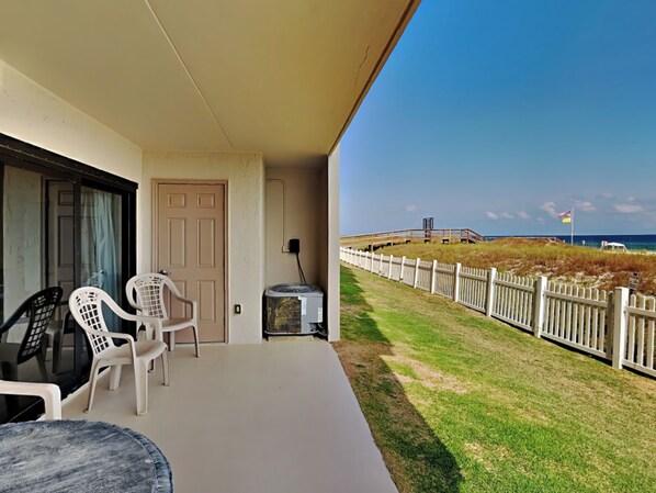 Welcome to Ocean Breeze West #106