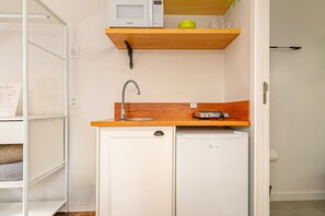 Cozinha compacta, porém completa