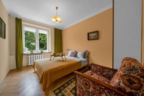 Main Bedroom #2 - Book Now with RENTUJEMY.COM