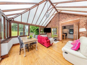 Living area | Blythbury Farmhouse, Bridgnorth and Ironbridge