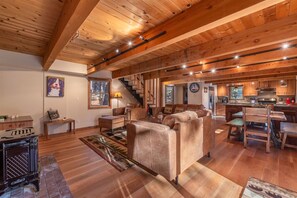 Living Room with Gas Fireplace