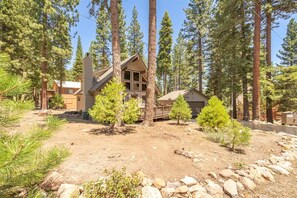 Street View of Cabin