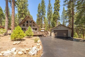 Street View of Cabin