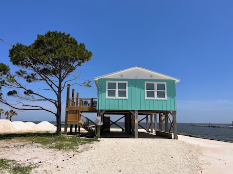 Welcome to Pelican’s Perch!