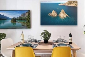 [Coin repas] TV intelligente 55"