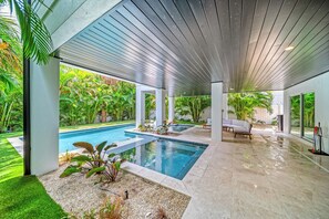 Lanai overlooking the pool, spa and tropical grounds