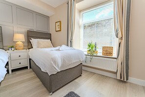 No. 66 - Twin Bedroom Beaumaris