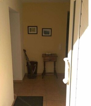 Entrance / Reception