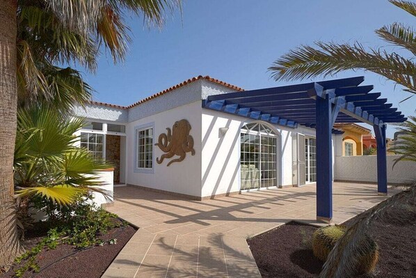 Holiday Home Exterior [summer]