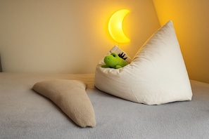 Schlafzimmer (2)