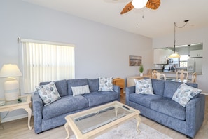 St. Augustine Beach Rentals Living Room