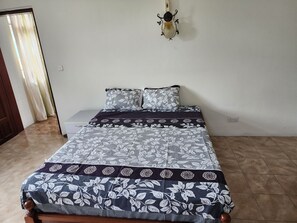 Bedroom with double bed