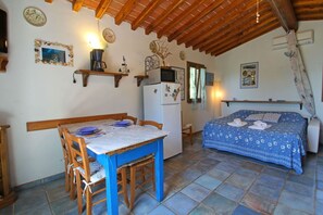 Bedroom, Dining Room, Kitchen, Living Room