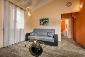 Bedroom, Living Room