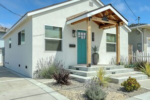 2 Bedroom Pismo Beach Cottage Rental 341 Main Street