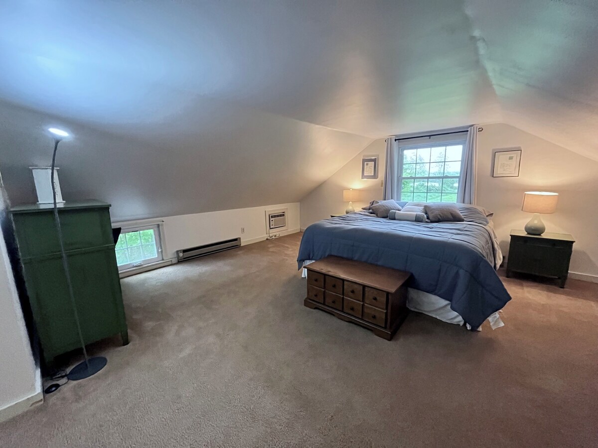 Peaceful Meadow Retreat