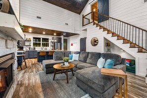 Open concept floor plan welcomes guests