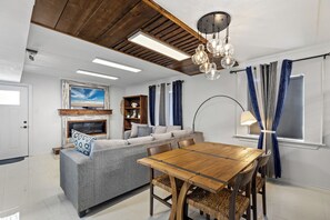 Dining/Living