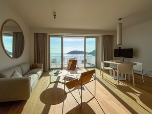 Comfortable accommodation with sea view