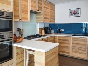Kitchen | Starboard, Bacton