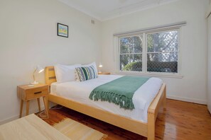 Sleep easy in the queen-sized bed. It’s set with side tables and reading lights, with plenty of room for your belongings.
 
