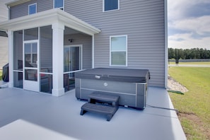 Exterior | Screened Porch | Furnished Patio | Hot Tub