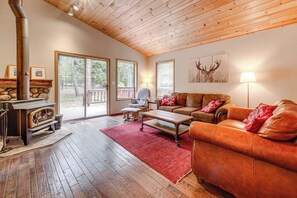 Living Room | Wood-Burning Stove | Smart TV