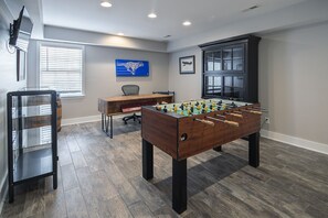 Spielezimmer