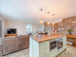 Kitchen area | The Granary Loft - Pleasantfield Farm, Ayr
