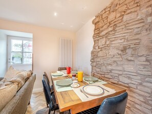 Dining Area | The Granary Loft - Pleasantfield Farm, Ayr