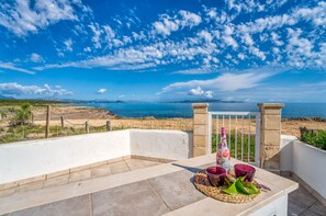 Haus direkt am Strand von Son Serra de Marina