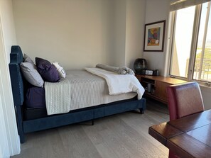 Queen size bed