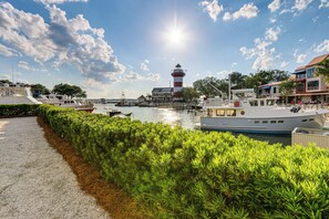 Harbour Town | Walking Distance From Property