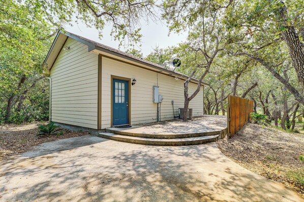 Rockport Vacation Rental | 1BR | 1BA | 3 Steps to Enter | 648 Sq Ft
