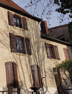 Front view