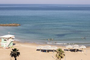 Beach/ocean view