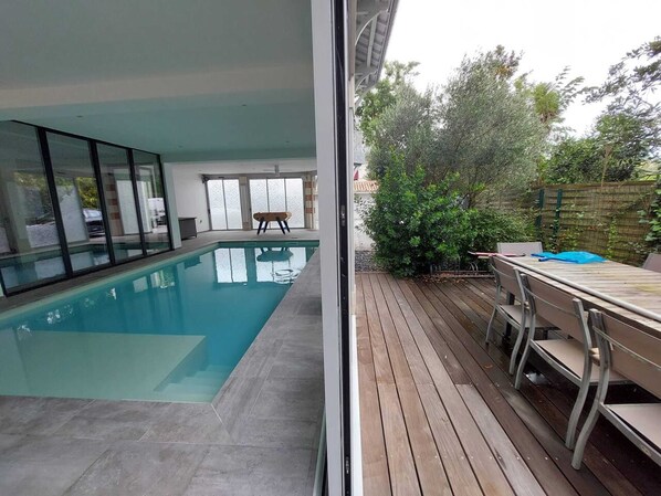 Vue sur piscine