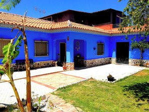 Façade