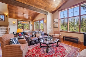 Living Room - Cucumber Patch 60 - Breckenridge Vacation Rental